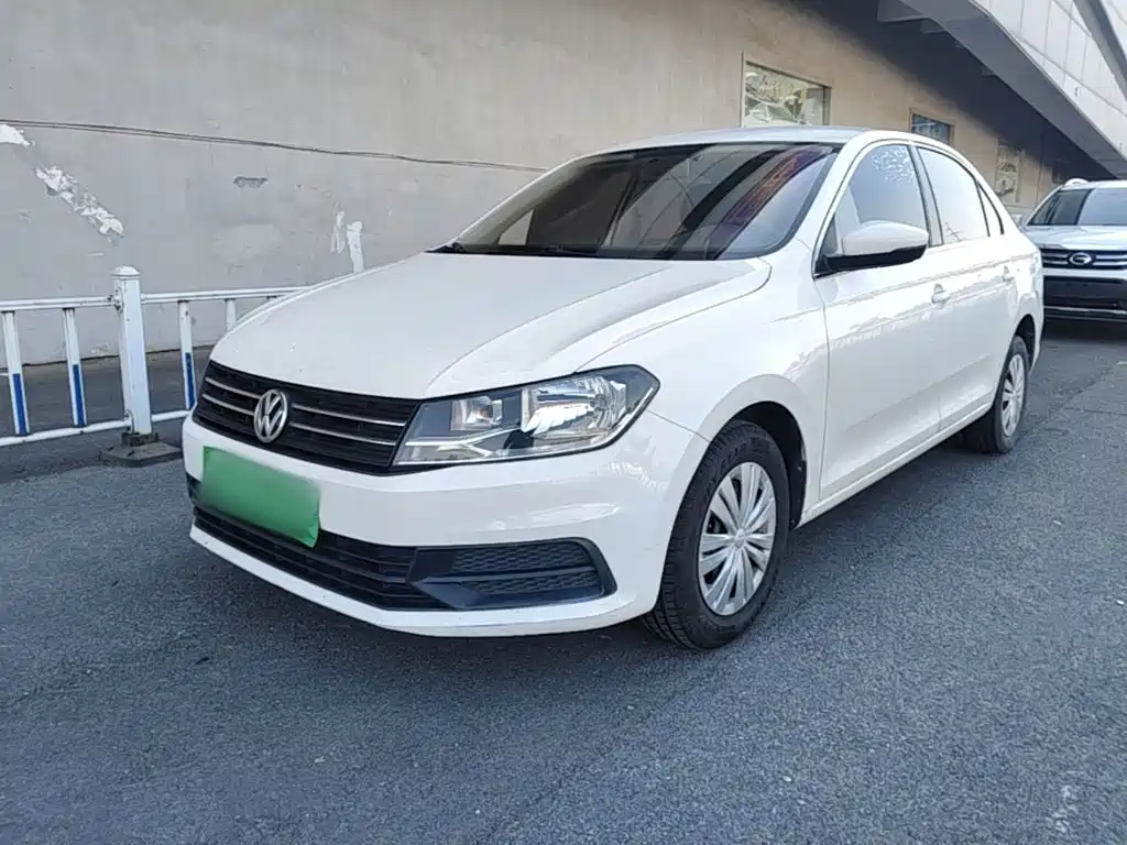 Volkswagen Santana — миниатюра 2