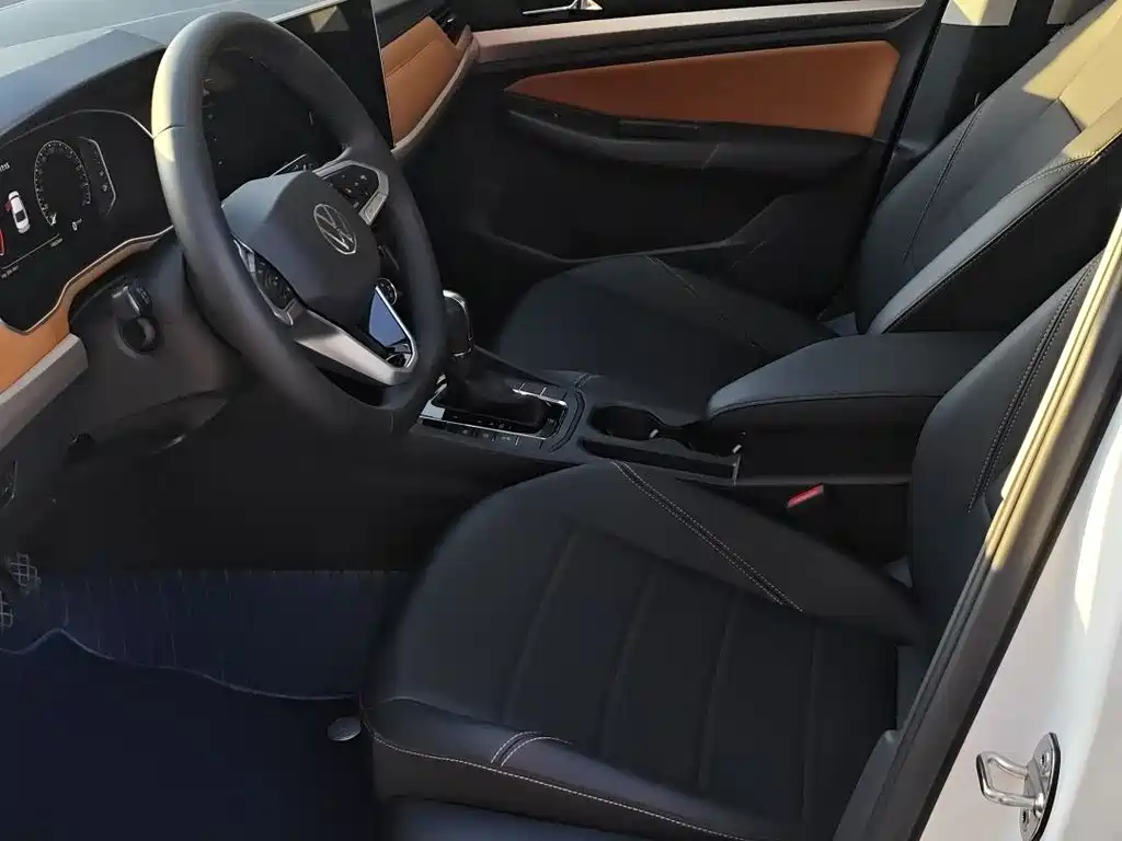 Volkswagen Bora — миниатюра 8