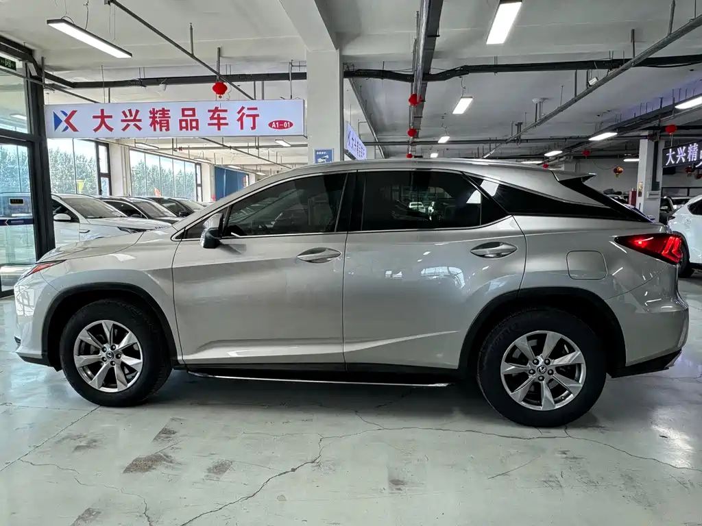 Lexus RX — миниатюра 4