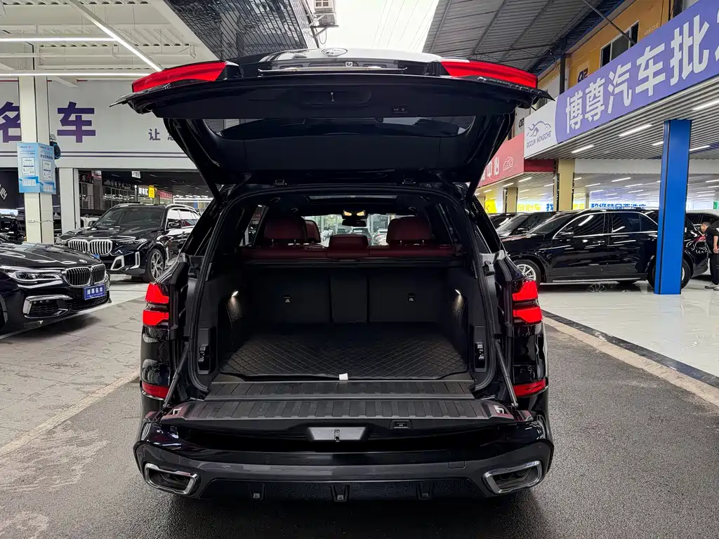 BMW X5 — миниатюра 21