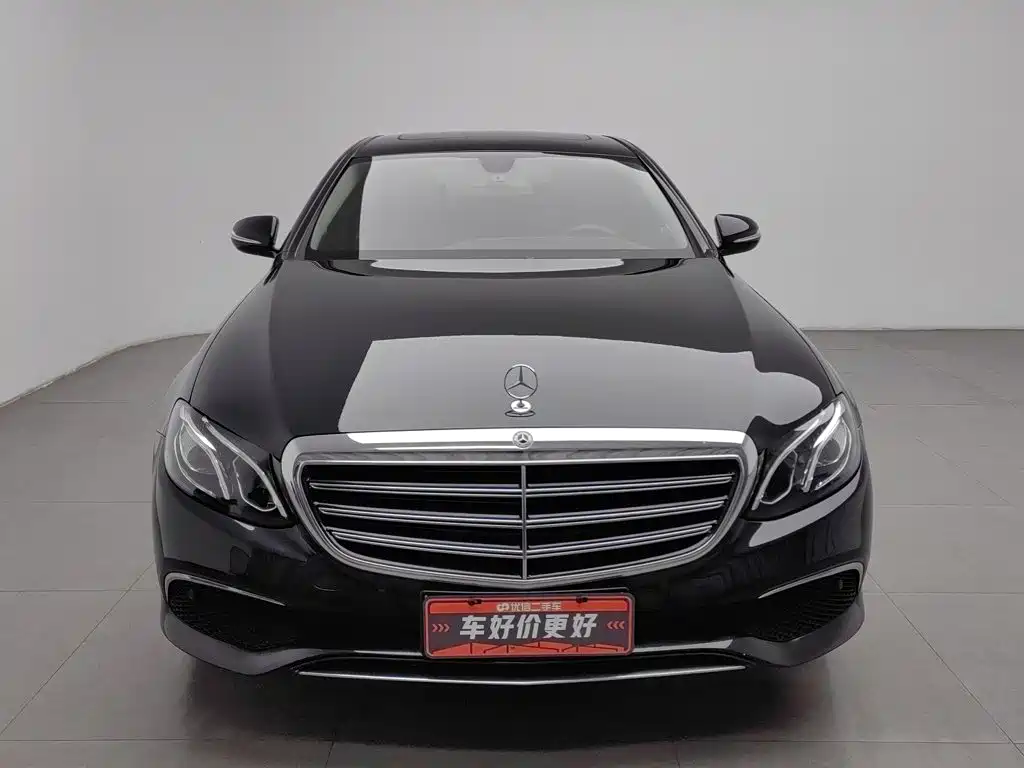 Mercedes-Benz E-Class — миниатюра 3