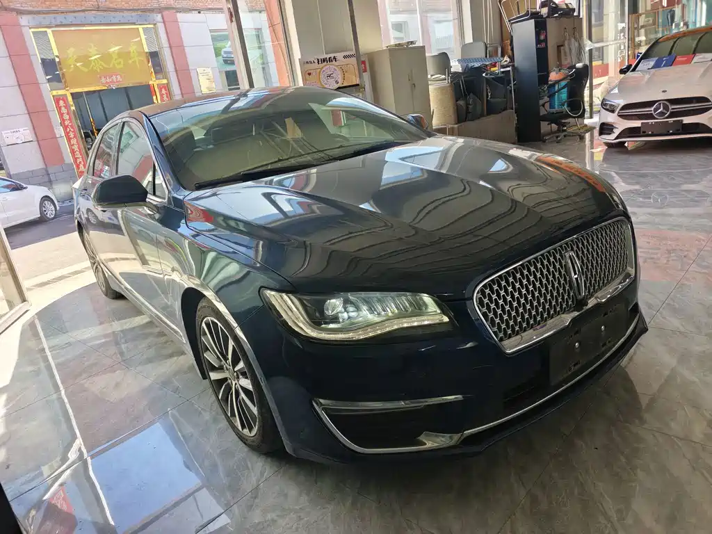 Lincoln MKZ — миниатюра 3