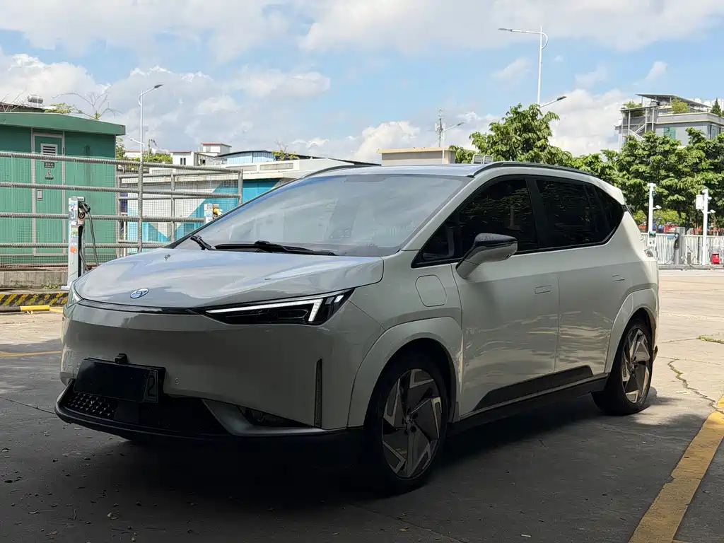 Hycan Z03 2022 620km 160kW 76.8kWh