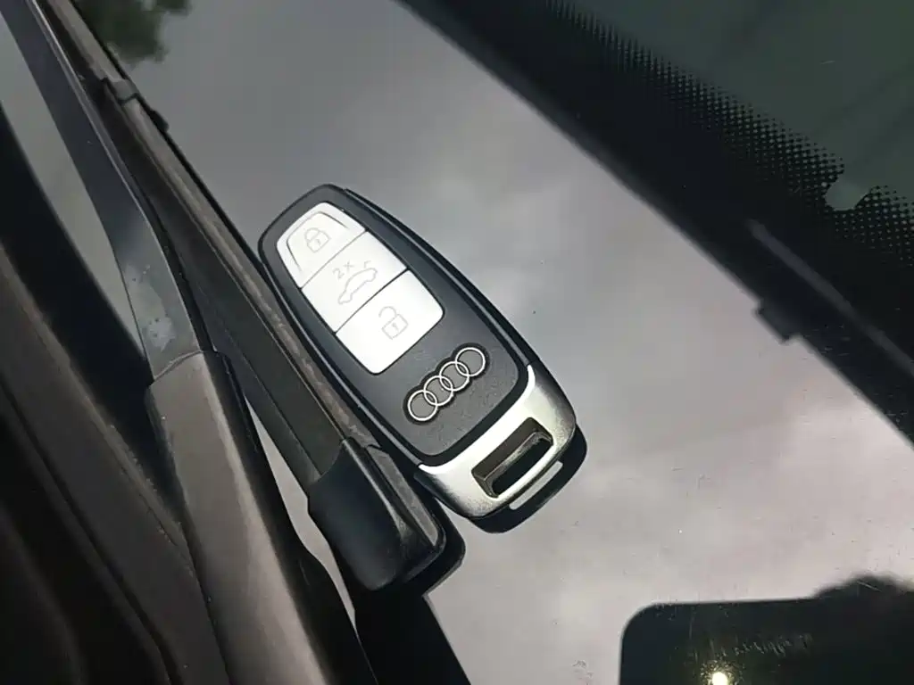 Audi A6L — миниатюра 9