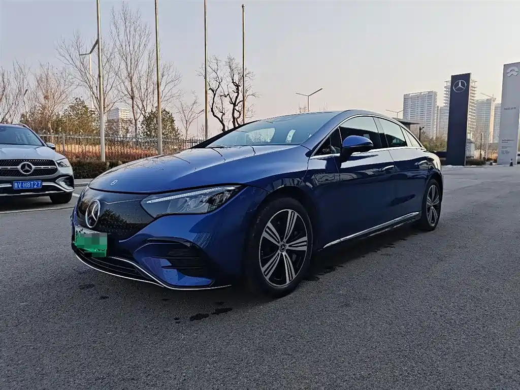 Mercedes-Benz EQE 2023