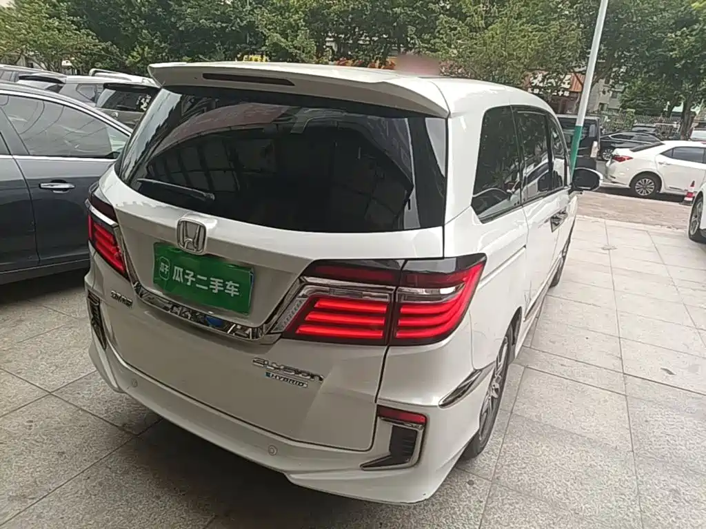 Honda Elysion 2019 2.0L Luxury