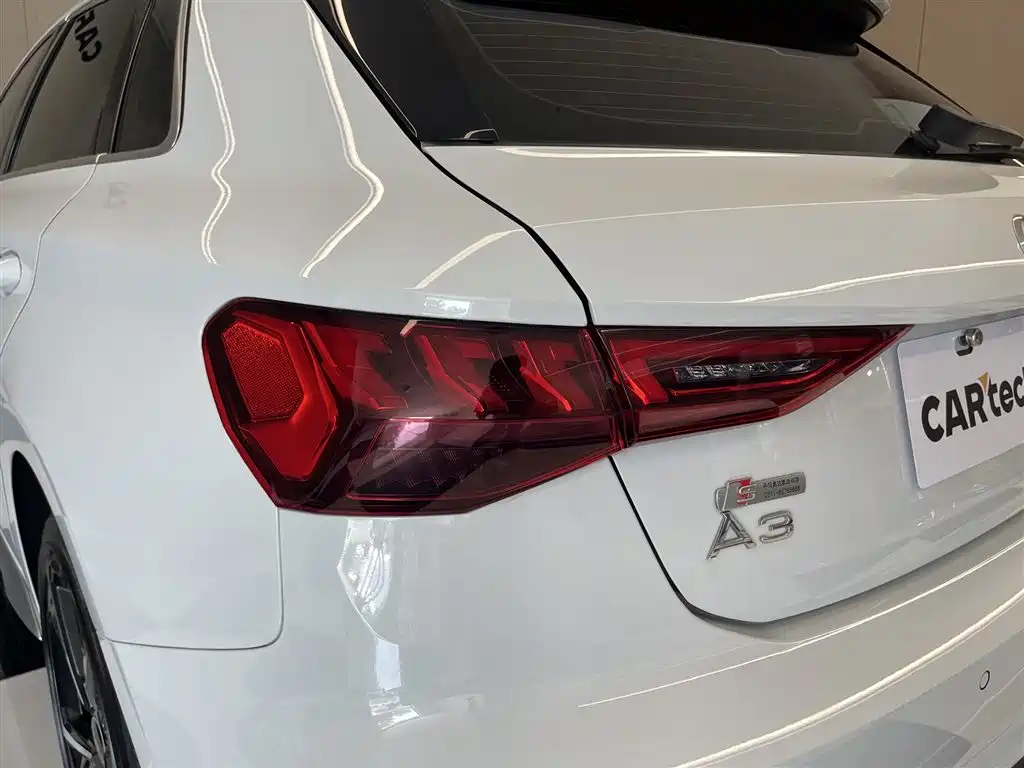 Audi A3 2022 Sportback 35 TFSI Fashion Sport