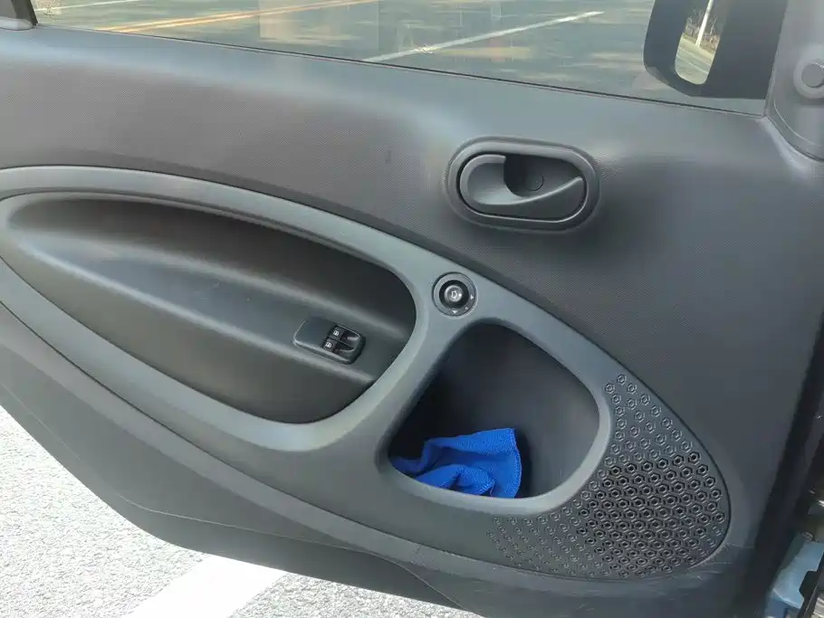 smart Smart Fortwo — миниатюра 7