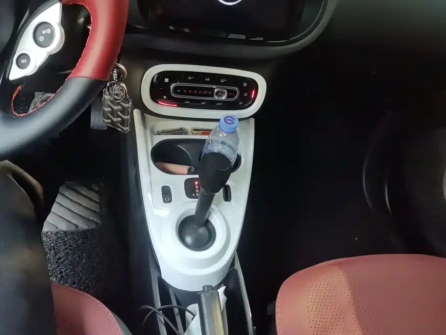 smart Smart Fortwo — миниатюра 16