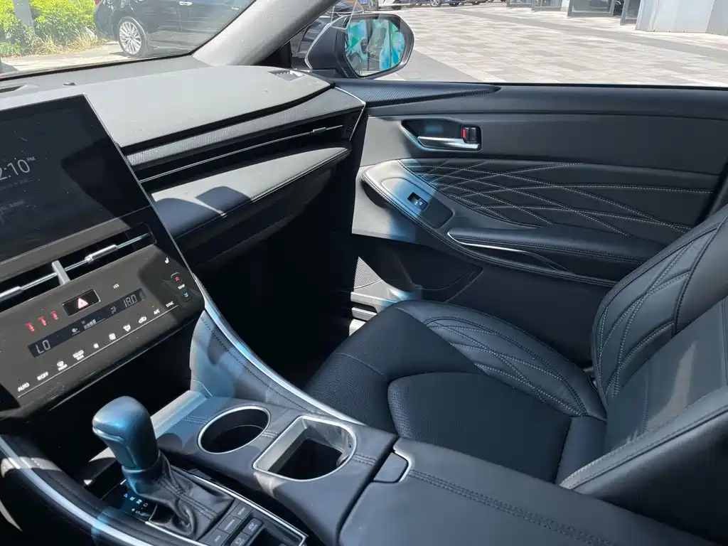 Toyota Avalon — миниатюра 21