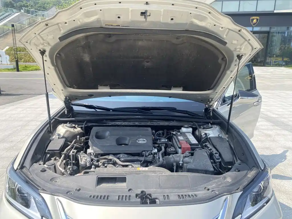 Lexus ES — миниатюра 20