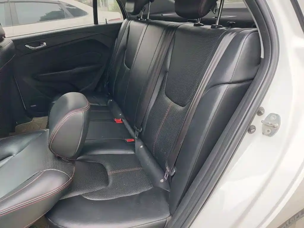 Chery Arrizo 5 — миниатюра 17