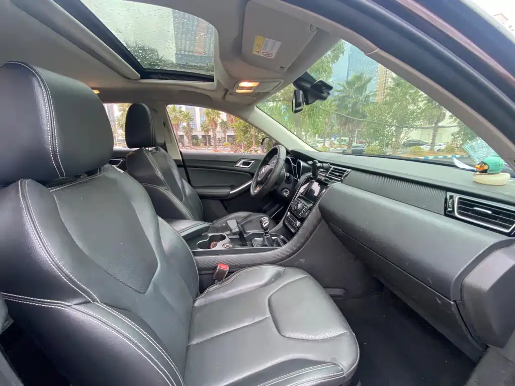 JIANGLING YUSHENG S330