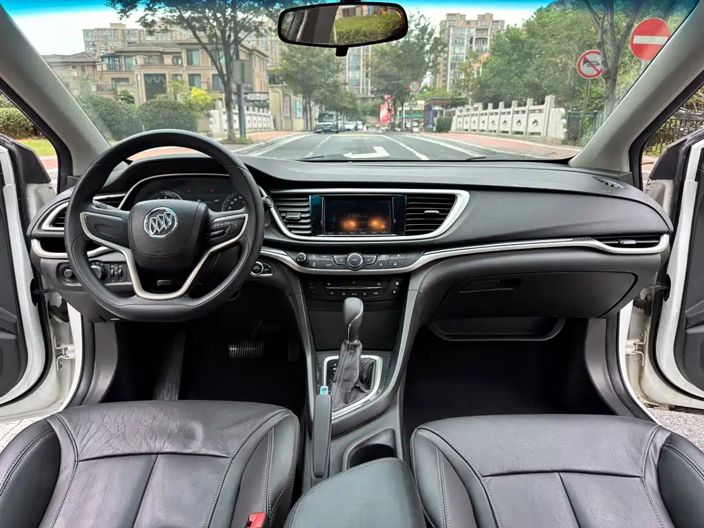 Buick Excelle — миниатюра 12