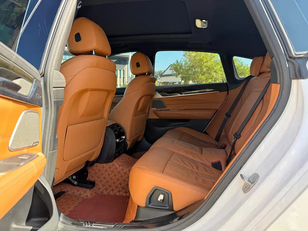 BMW 6 Series GT — миниатюра 10