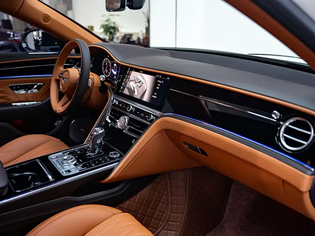 Bentley Flying Spur — миниатюра 10