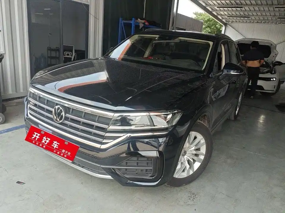 Volkswagen Touareg 2021 2.0TSI