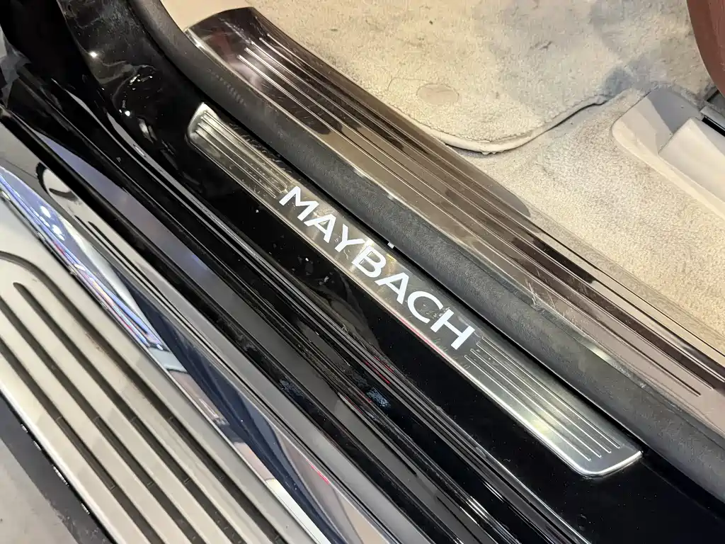 MERCEDES-BENZ MAYBACH GLS