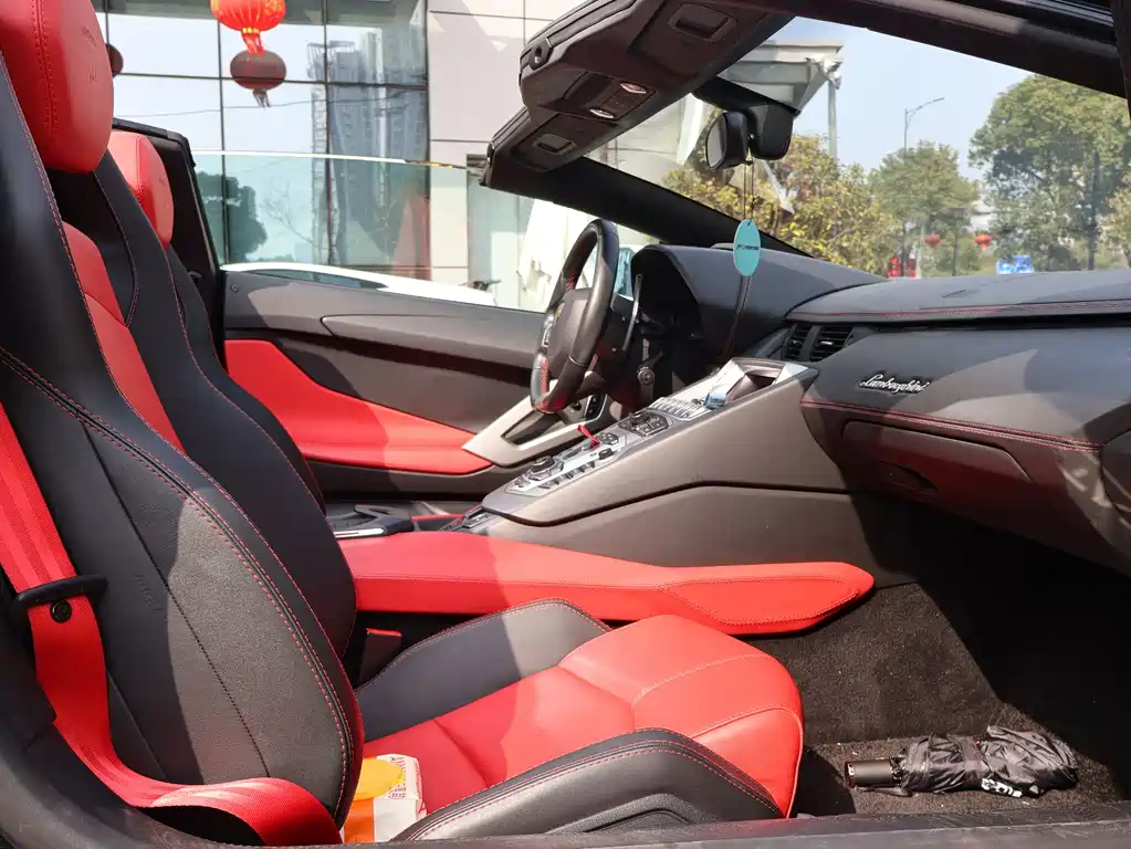 Lamborghini Aventador 2018 Aventador S Roadster