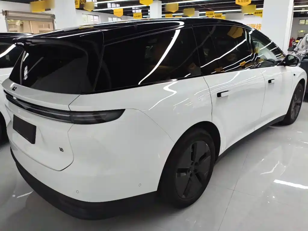 Li Auto i8 2025 Standard