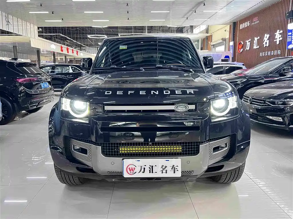 Land Rover Defender — миниатюра 2