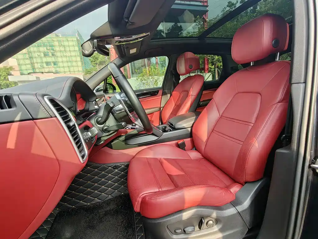 Porsche Cayenne Hybrid — миниатюра 5
