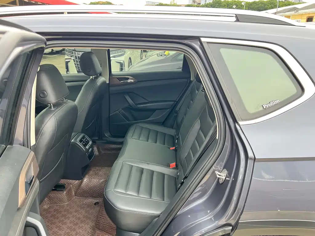 Volkswagen Tharu — миниатюра 12