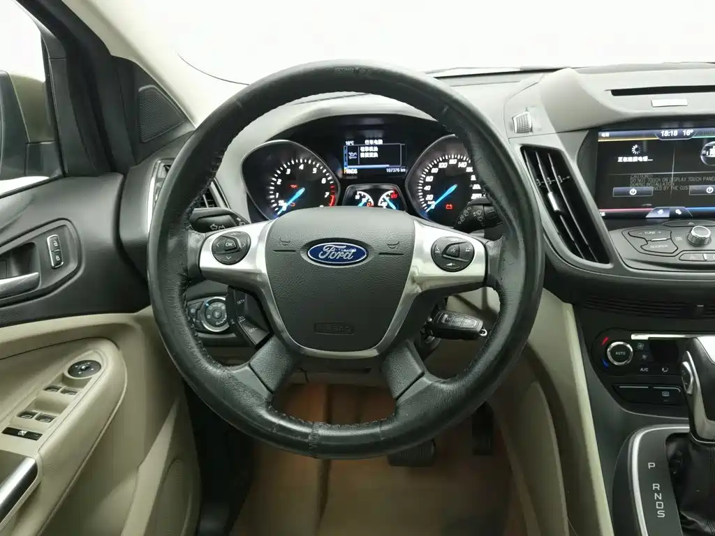 Ford Kuga — миниатюра 11