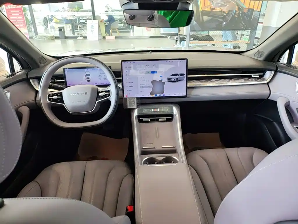 Roewe M7 DMH — миниатюра 10