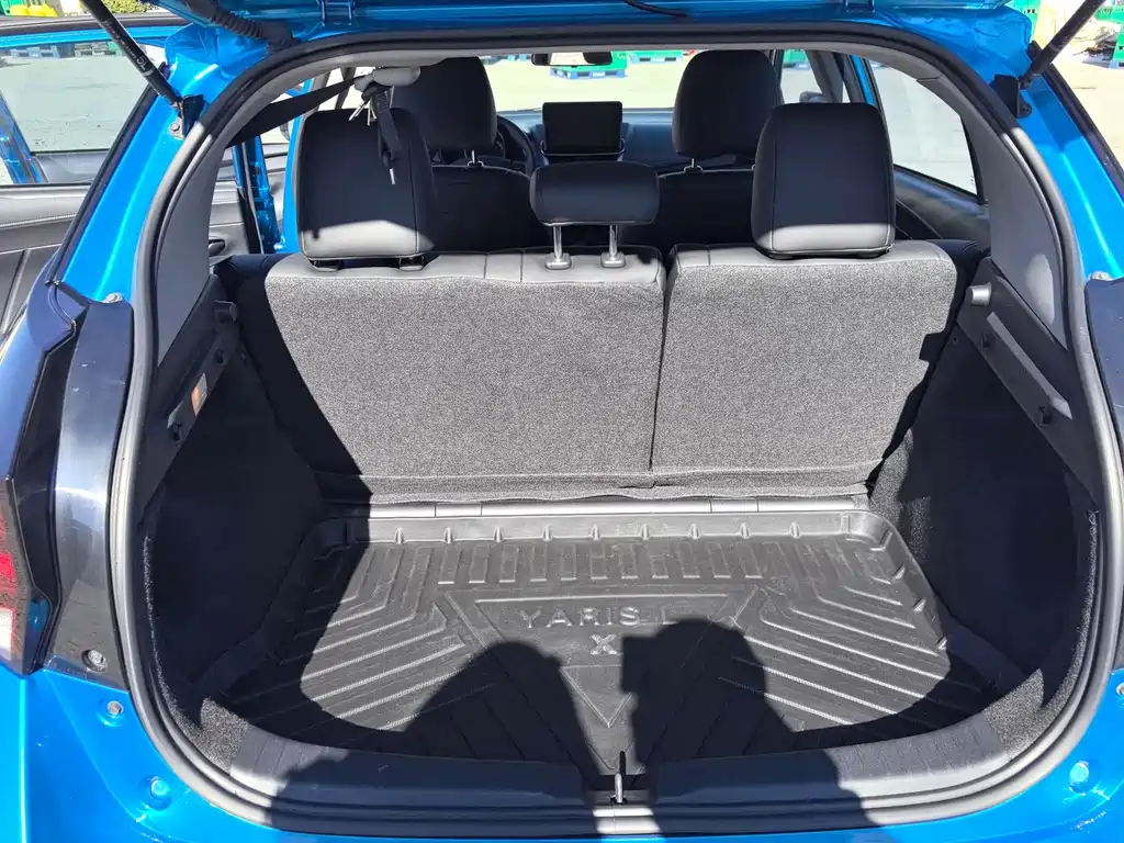 Toyota Yaris L — миниатюра 12