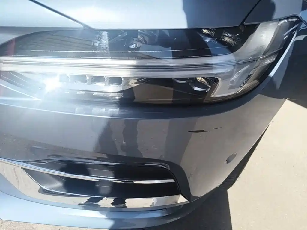 Volvo S90 — миниатюра 24