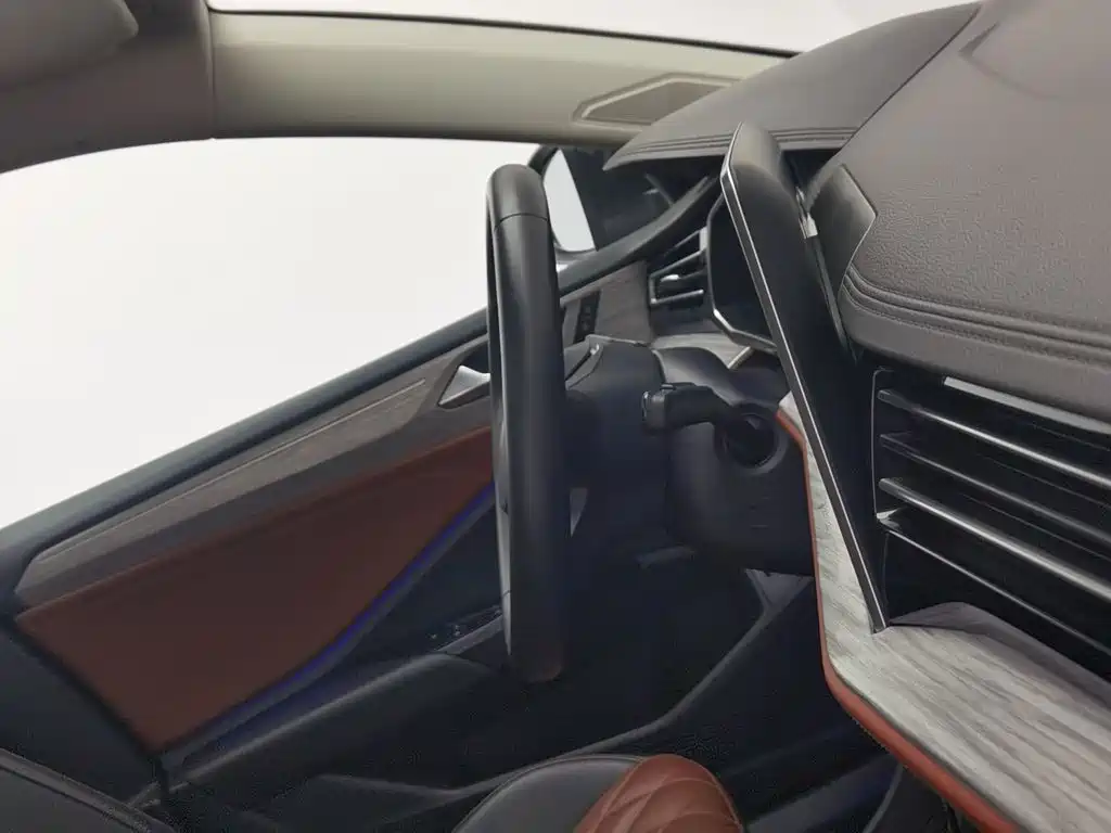Volkswagen Sagitar — миниатюра 22