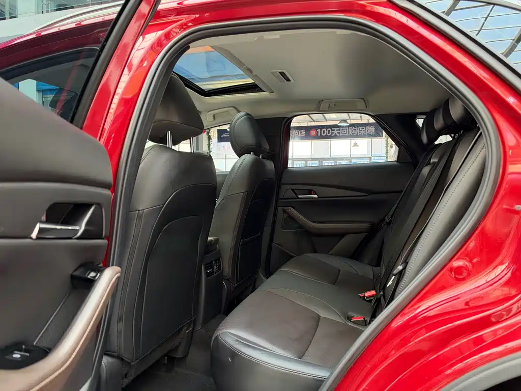 Mazda CX-30 — миниатюра 19