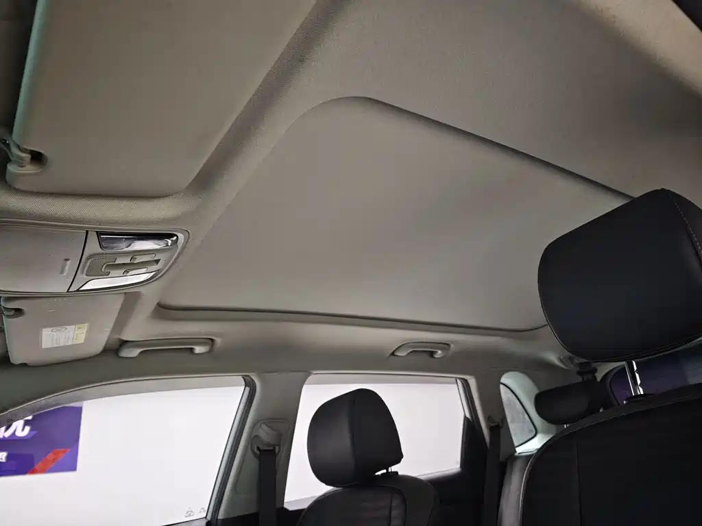 Kia Sportage — миниатюра 13