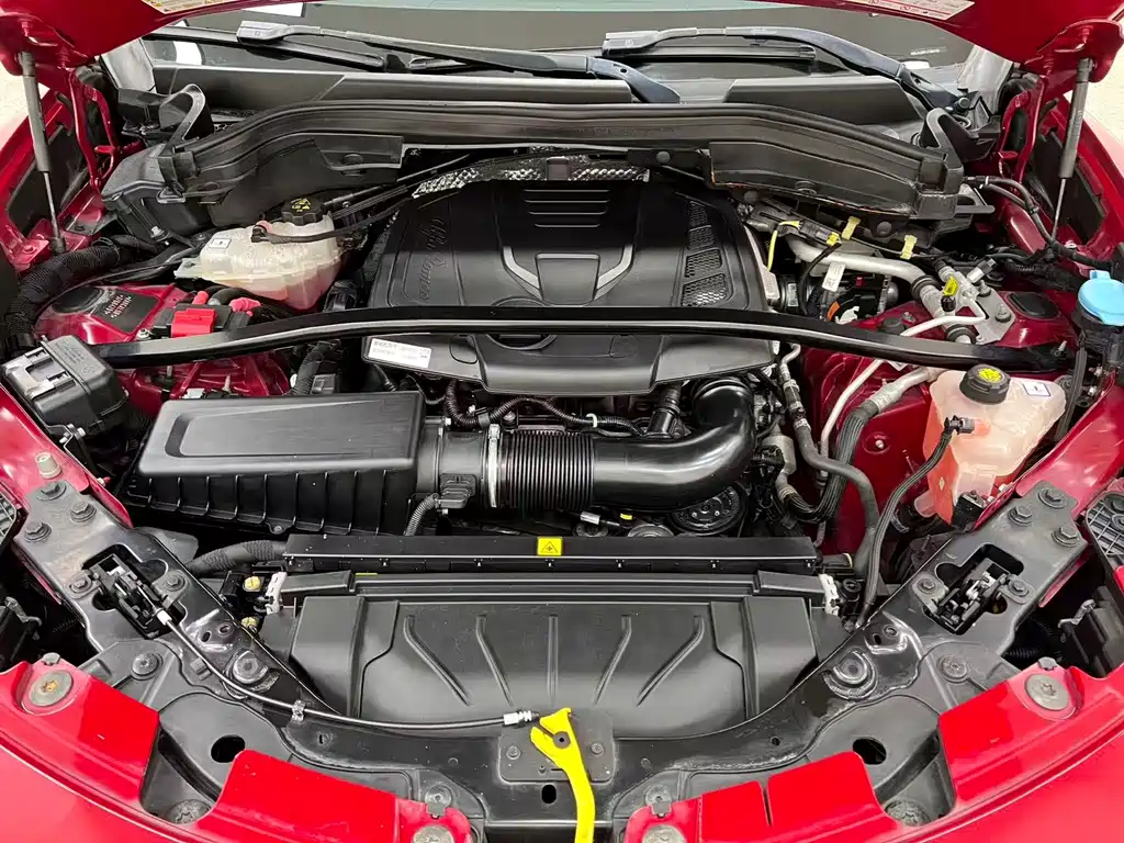 Alfa Romeo Stelvio — миниатюра 19