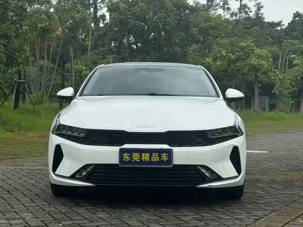 Kia K5 — миниатюра 2