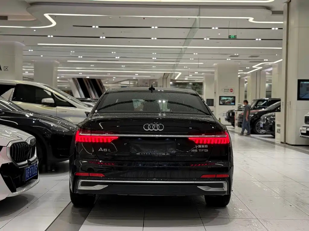 Audi A6L 2024 45 TFSI