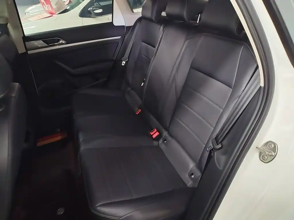 Volkswagen Lavida — миниатюра 17