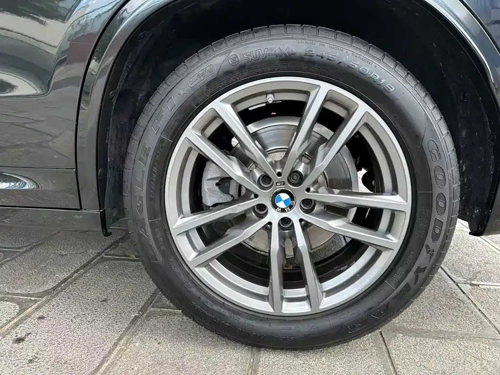 BMW X3 — миниатюра 27