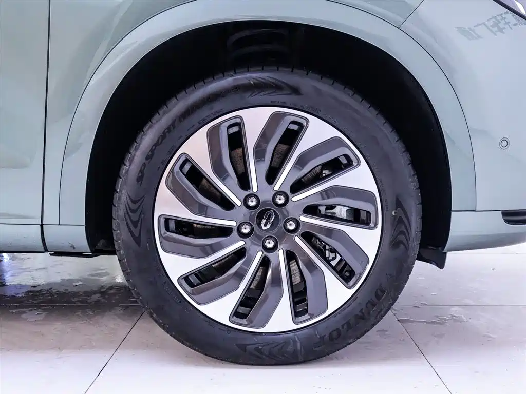 AITO ASK THE WORLD M7