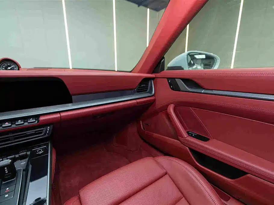 Porsche 911 2023 Carrera Cabriolet 3.0T