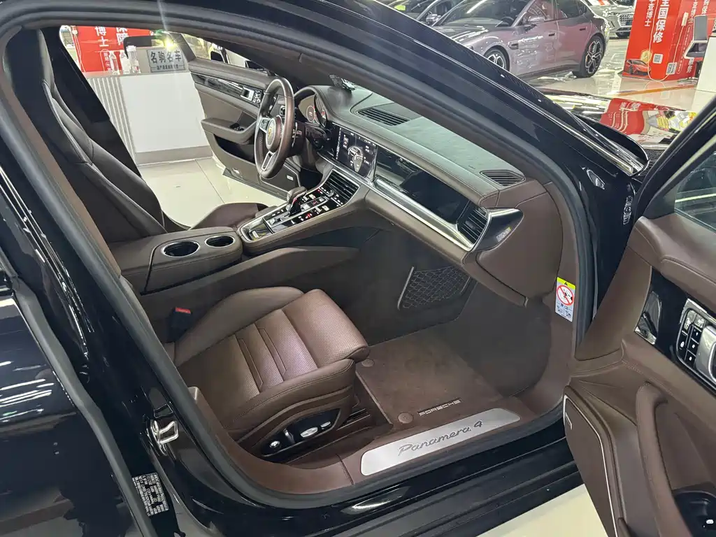 Porsche Panamera — миниатюра 13