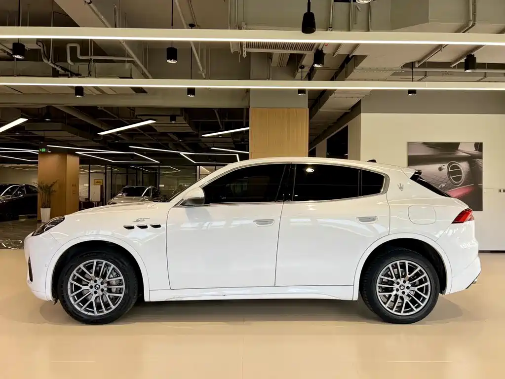 Maserati Grecale — миниатюра 3
