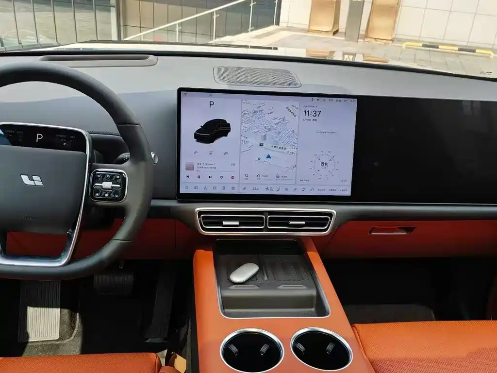 Li Auto L8 2023 Pro