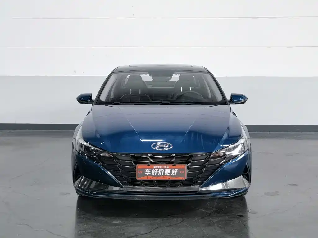 Hyundai Elantra — миниатюра 3