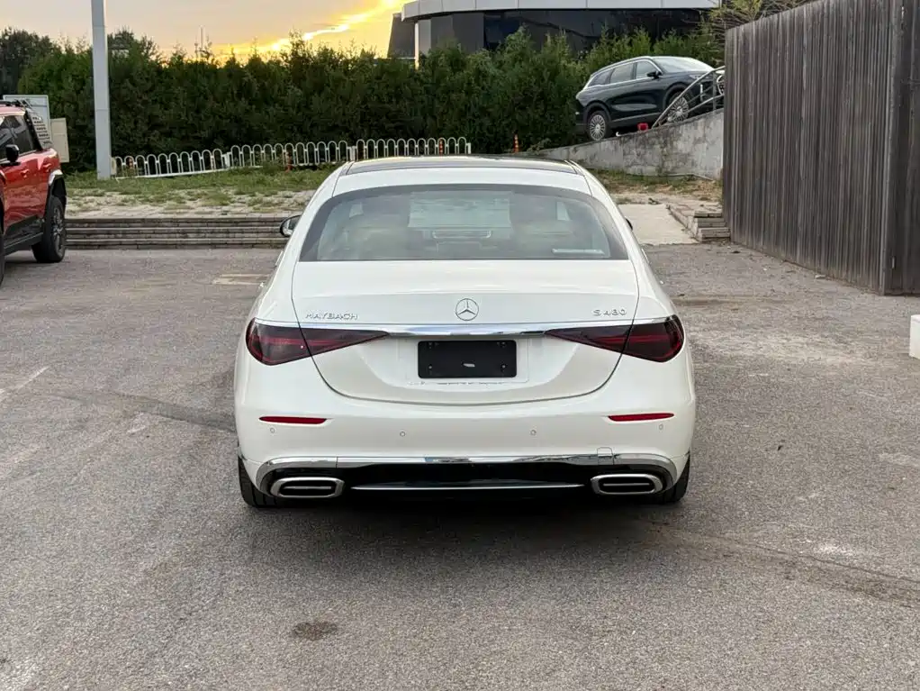 Mercedes-Benz S-Class — миниатюра 10