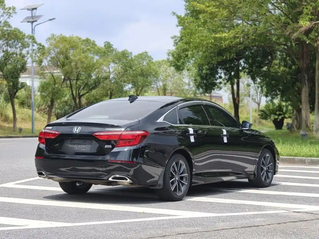 Honda Inspire — миниатюра 9