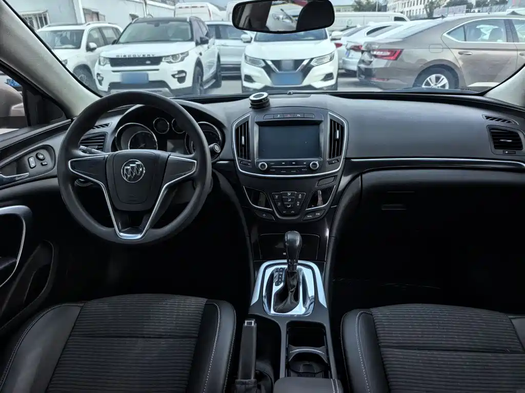 Buick Regal — миниатюра 8