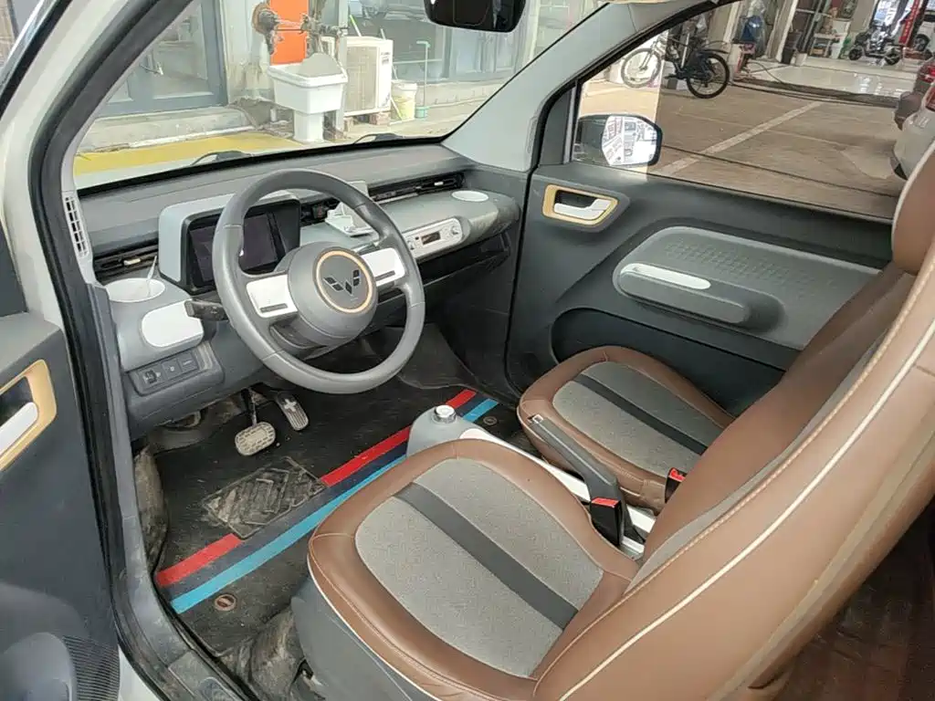 Wuling MINIEV — миниатюра 16