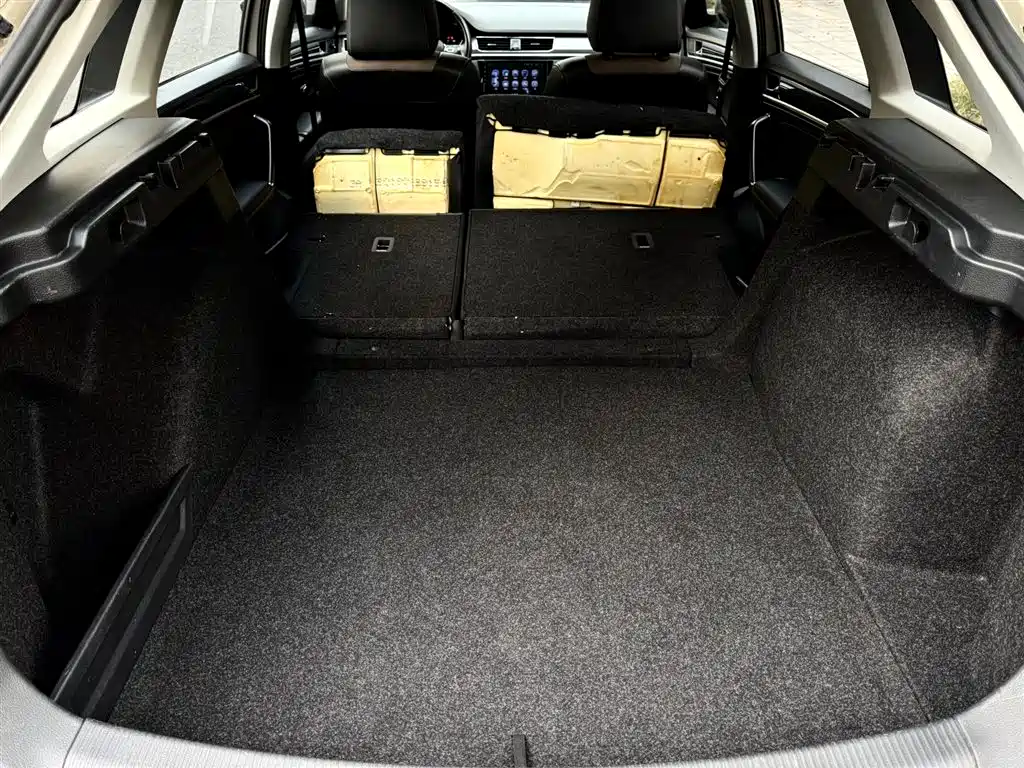 VOLKSWAGEN C TREK WEI COLLAR